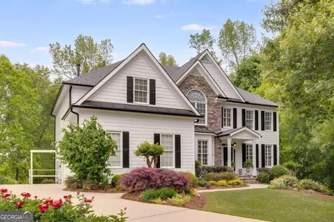 209 Brighten Ct, Alpharetta, GA 30004