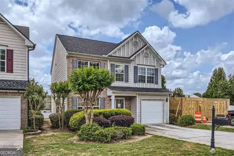 9548 Lakeview Rd, Union City, GA 30291