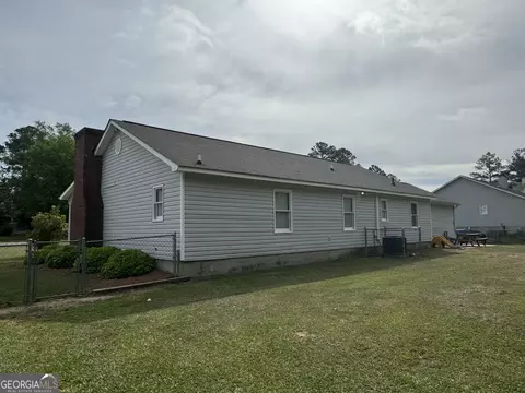 109 Mockingbird Dr, Dublin, GA 31021 photo 5