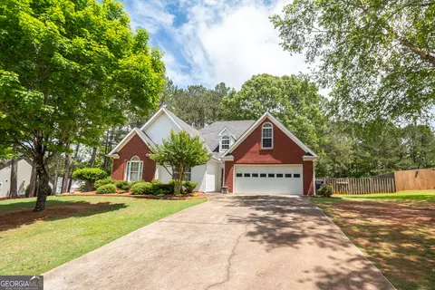 195 Berkshire Dr, Covington, GA 30016