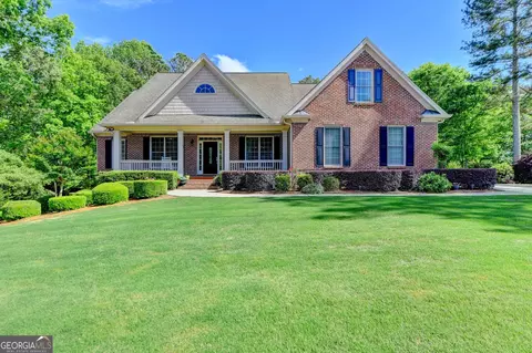 232 Hidden Trl, Pendergrass, GA 30567