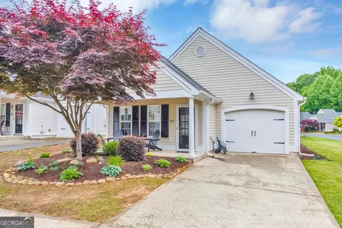 5048 Kathryn Glen Dr, Acworth, GA 30101