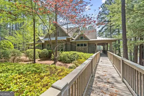 1241 Regency Dr, Greensboro, GA 30642