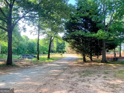 819 Cannafax Rd, Barnesville, GA 30204 photo 13