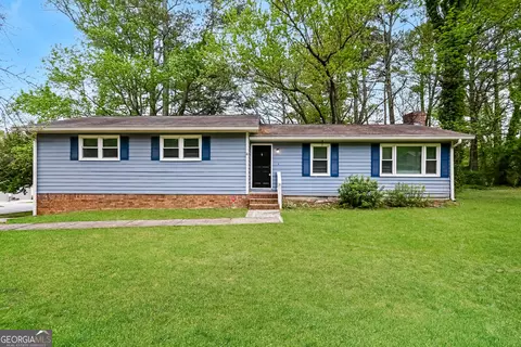 6505 Windsor Dr, Acworth, GA 30102