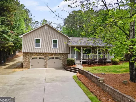 918 Victoria Landing Dr, Woodstock, GA 30189