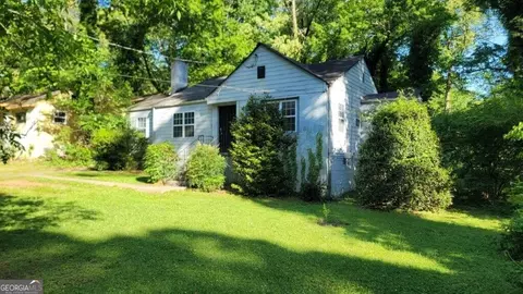 1316 Lockhaven Cir, Atlanta, GA 30311