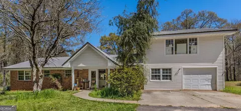 2214 West Rd, Williamson, GA 30292