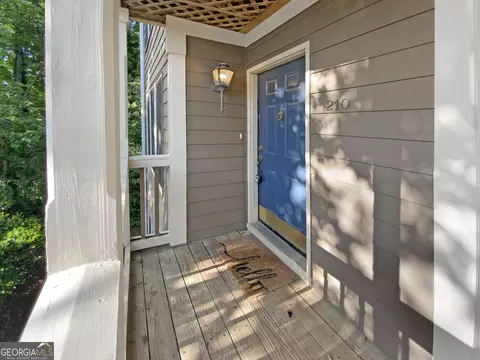 210 Abingdon Way, Atlanta, GA 30328