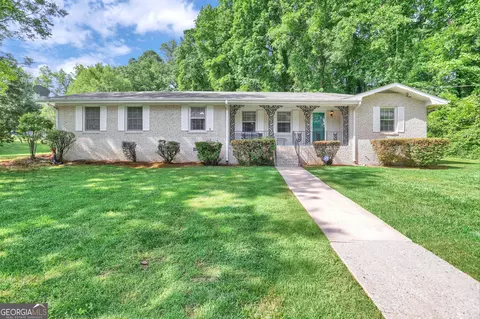 1636 Coronet Dr, Riverdale, GA 30296