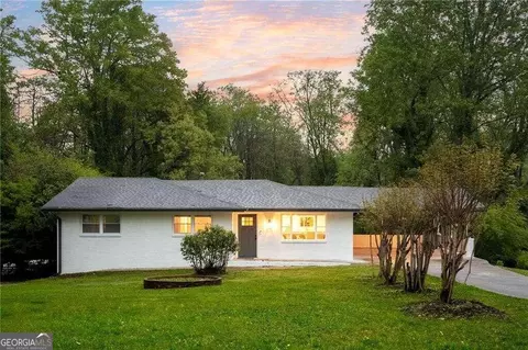 4354 Christine Ct, Decatur, GA 30035