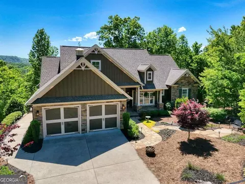 70 Pine Top Dr, Clayton, GA 30525
