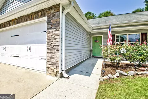 117 Greenfield Ln, Grantville, GA 30220