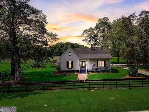 2852 Dixie Rd, Covington, GA 30014 photo 2