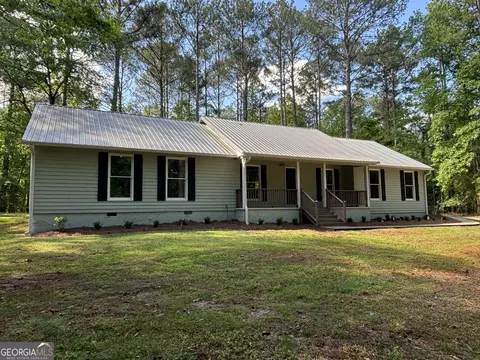 325 Lake Coweta Trl, Newnan, GA 30263