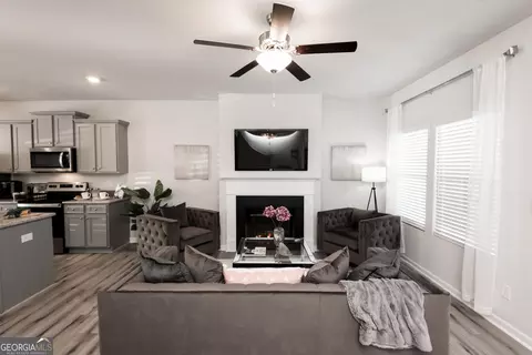11598 Chatham Dr #16, Hampton, GA 30228 photo 7