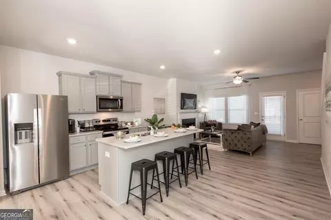 11594 Chatham Dr #17, Hampton, GA 30228 photo 3
