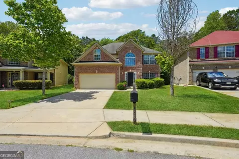7669 Bowhead Ct, Fairburn, GA 30213