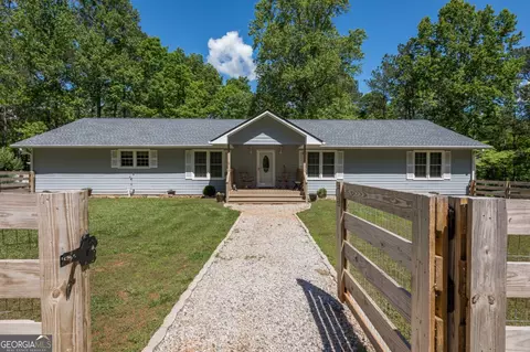 305 Straylott Rd, Franklin, GA 30217
