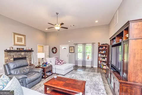 104 Robin Rd #4, Brooks, GA 30205 photo 8