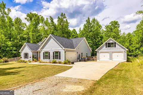 104 Robin Rd #4, Brooks, GA 30205 photo 2