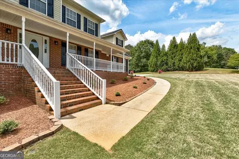 401 Whisper Wood Way, Locust Grove, GA 30248