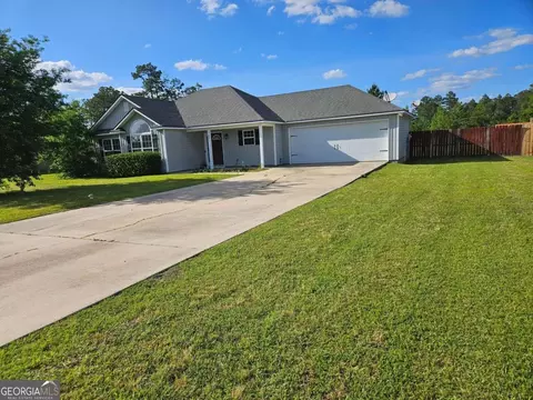 80 Mill Pond Pl #12, Lakeland, GA 31635