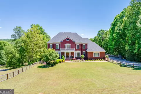 568 Barron Dr, Commerce, GA 30529 photo 2