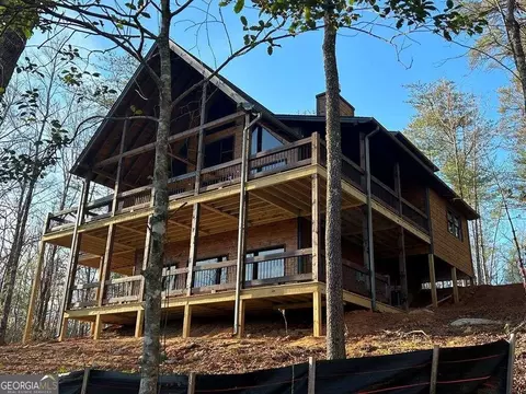 51 Dial Lakes Dr, Morganton, GA 30560