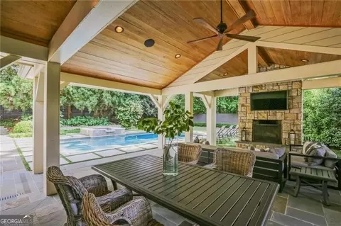 3224 N Wood Valley Rd NW, Atlanta, GA 30327