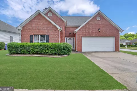 105 Robin Ct, Fayetteville, GA 30215