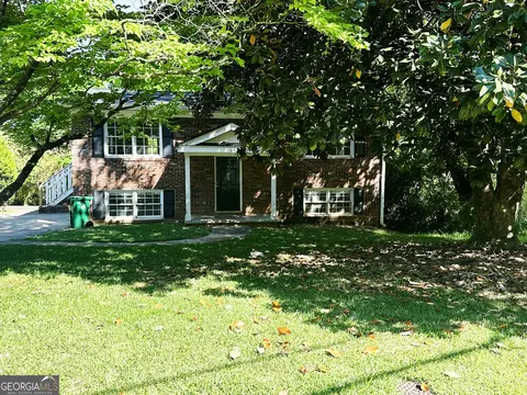 3784 Elkridge Dr, Decatur, GA 30032