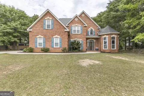 607 Pheasant Ridge Dr, Warner Robins, GA 31088