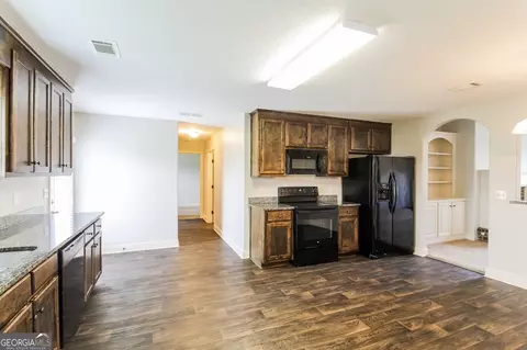 1923 Soque Cir, Jefferson, GA 30549 photo 8