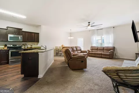 4227 Box Elder Path, Gainesville, GA 30504 photo 2