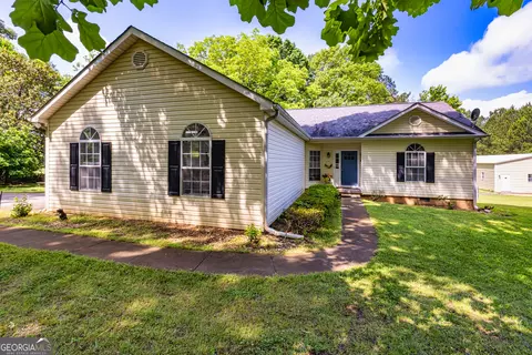 1240 Martin Mill Rd, Moreland, GA 30259