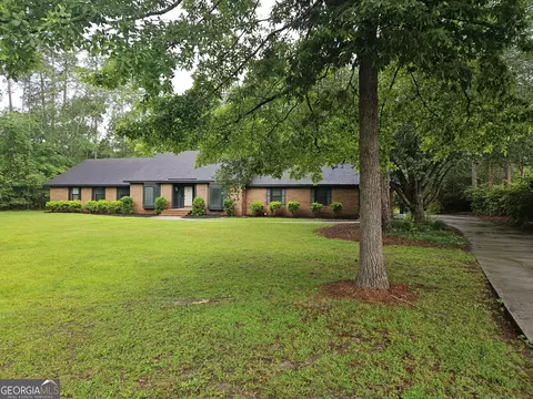 124 Elliswood Dr, Statesboro, GA 30458