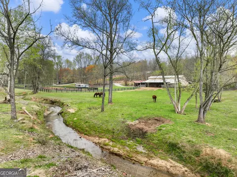 5508 Dahlonega Hwy, Clermont, GA 30527