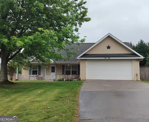 186 Russell Woods Dr, Mount Airy, GA 30563