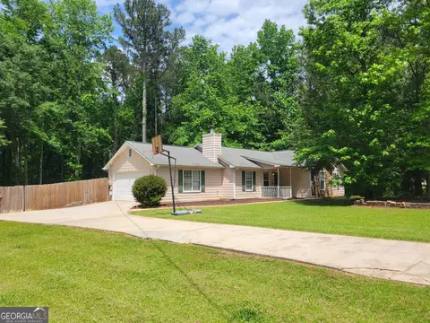 35 Beaver Creek Dr, Sharpsburg, GA 30277