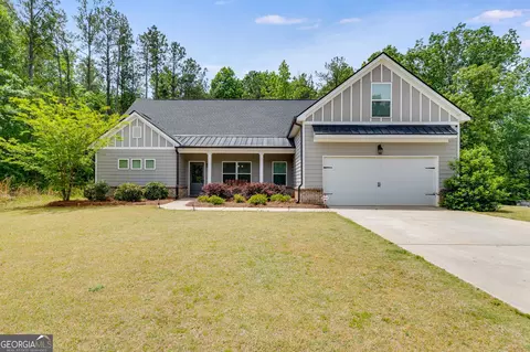 257 Valley Ridge Dr, Carrollton, GA 30116
