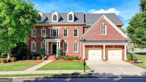 7510 Ledgewood Way, Suwanee, GA 30024