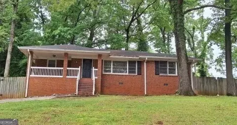 606 Warren Ave, Scottdale, GA 30079