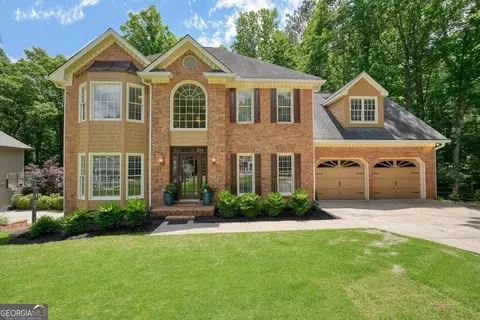 816 Bermuda Run, Woodstock, GA 30189