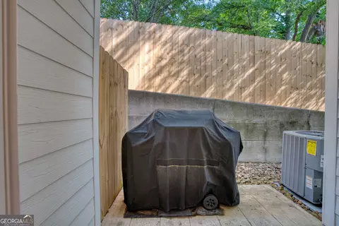 621 E Third St, Rome, GA 30161 photo 22