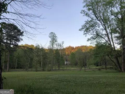 147 Robs Rd, Talking Rock, GA 30175