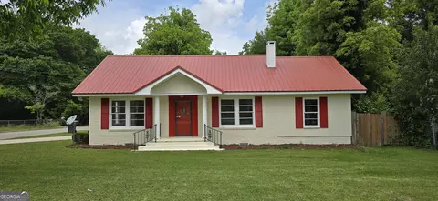 1009 Woodrow Ave, Dublin, GA 31021