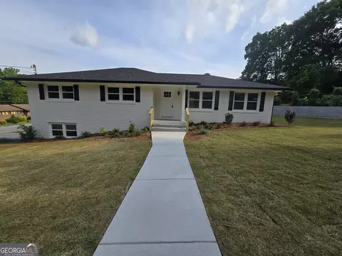 1437 Cherokee Trl, Conley, GA 30288