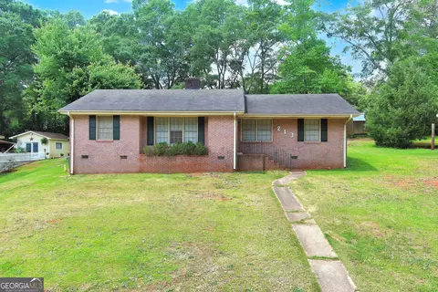 213 Jefferson St, Thomaston, GA 30286