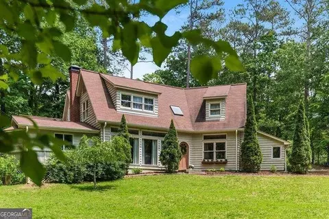 1545 Tomlin Trl, Woodstock, GA 30188